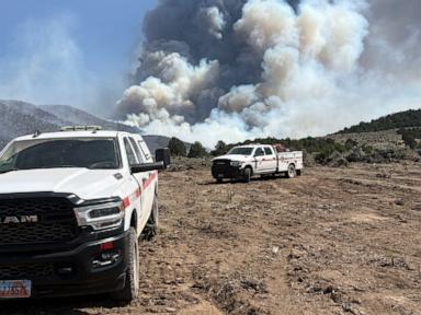 Source-feed image associated with Heat, wind and drought conditions spark wildfires in US West