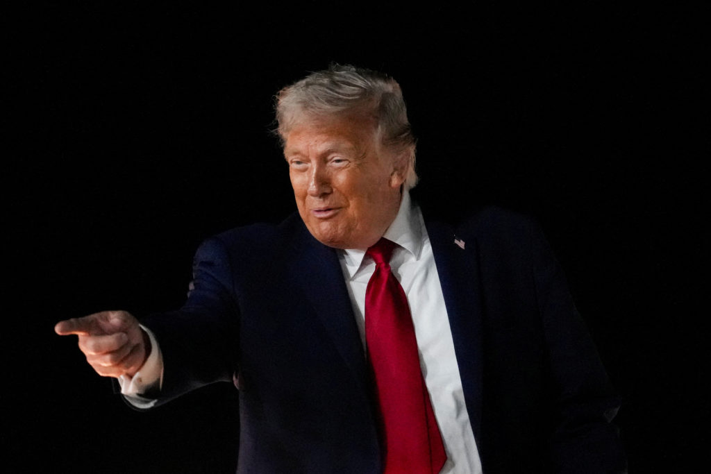 Source-feed image associated with Trump says U.S. 'must' respond after Iran shots down Army helicopter near Strait of Hormuz