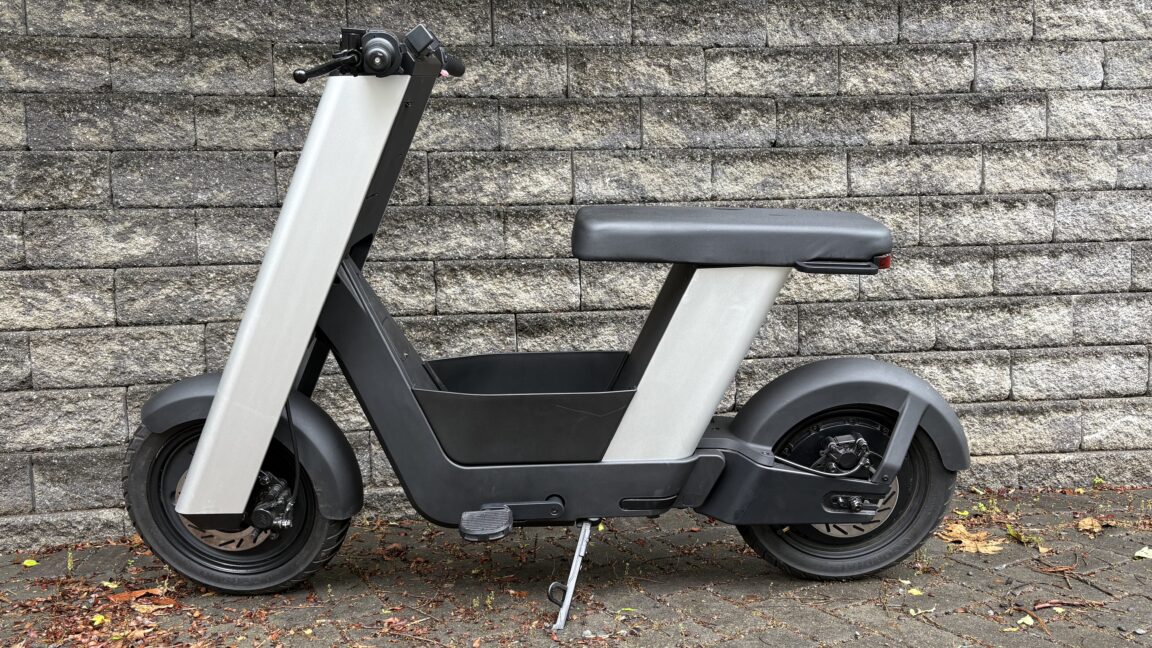 Source-feed image associated with Pushing the limits: Infinite Machine's Olto is barely a bicycle