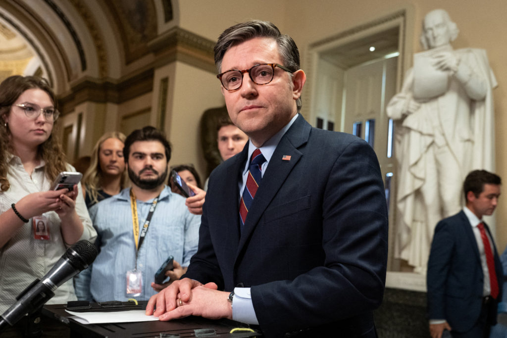 Source-feed image associated with Some House Republicans defect to again pass resolution seeking to halt military action in Iran