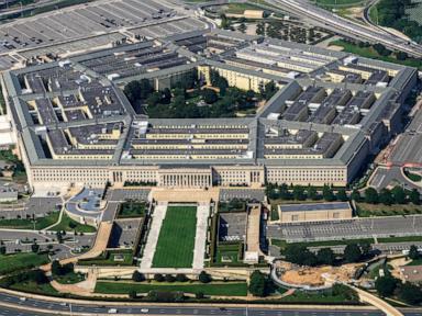 Source-feed image associated with Pentagon restores mandatory flu shots for all recruits as boot camp outbreak sickens nearly 300
