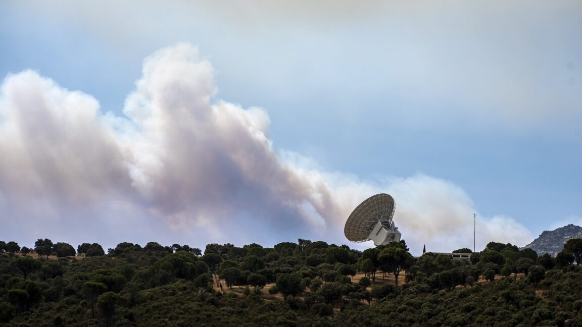 Source-feed image associated with Wildfire forces evacuation of NASA's Deep Space Network complex in Spain