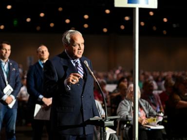 Source-feed image associated with Southern Baptists vote to advance a formal ban on churches with women pastors