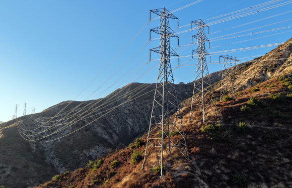 Image from linked report: Southern California Edison Chief Warns Wildfire Impasse Risks Higher Customer Bills