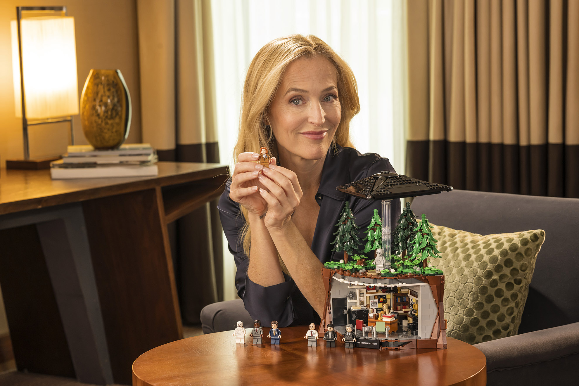 Source-feed image associated with Lego Unveils ‘The X-Files’ 1,478-Piece Set Featuring Mulder and Scully Minifigures (EXCLUSIVE)