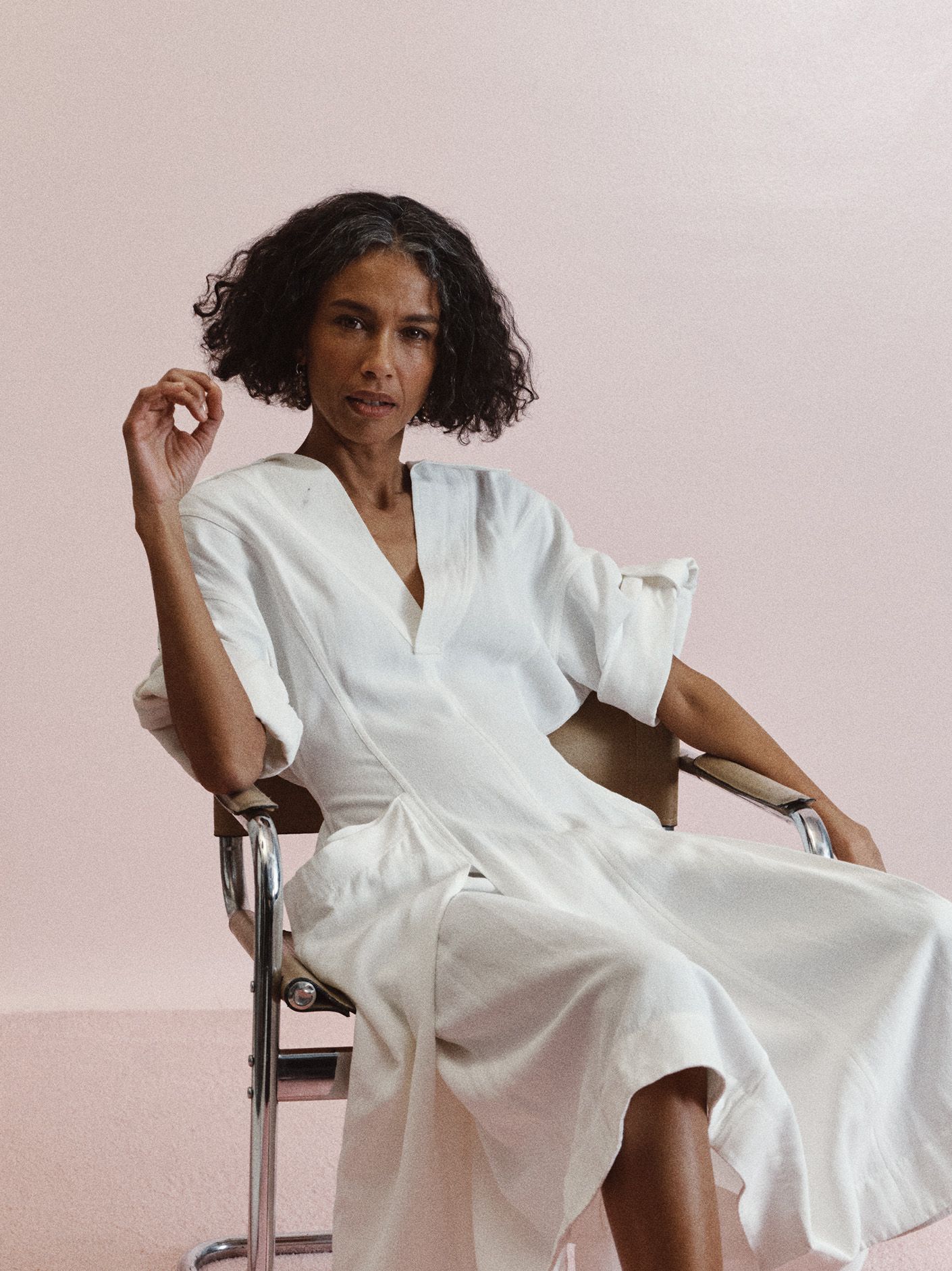 Source-feed image associated with Summer Blush Hacks That Are Perfect for Mature Skin, According to Bobbi Brown