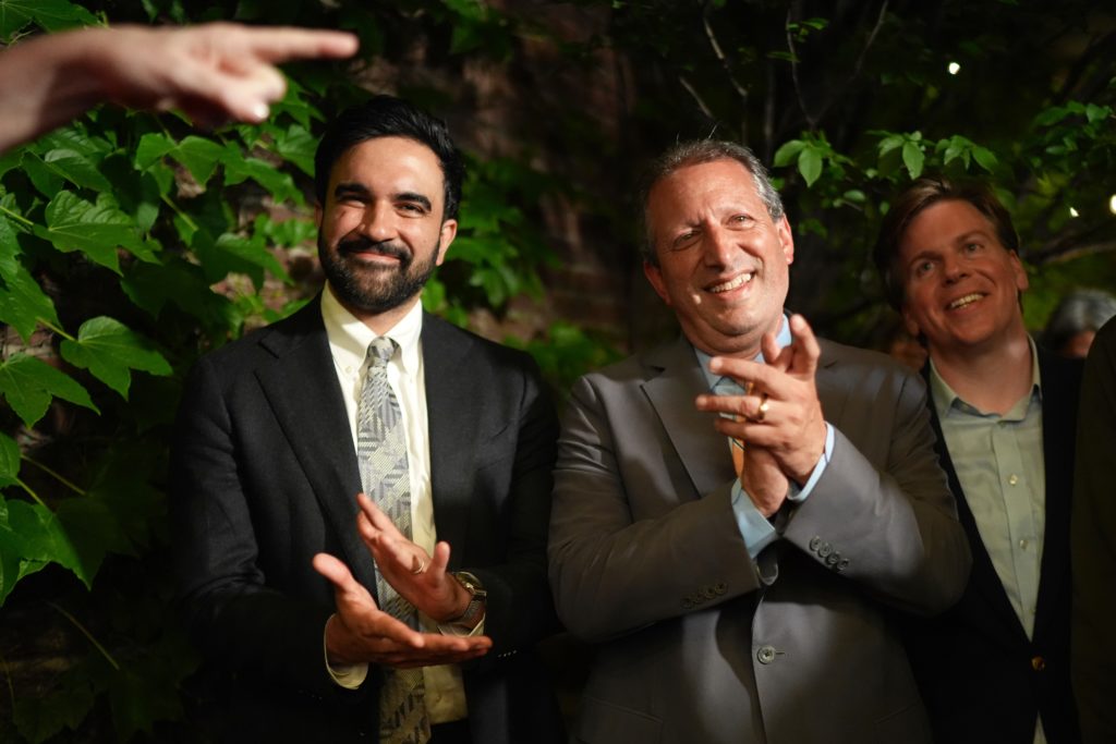Source-feed image associated with Mamdani slate sweeps Democratic primaries in New York, ousts 2 incumbents from Congress