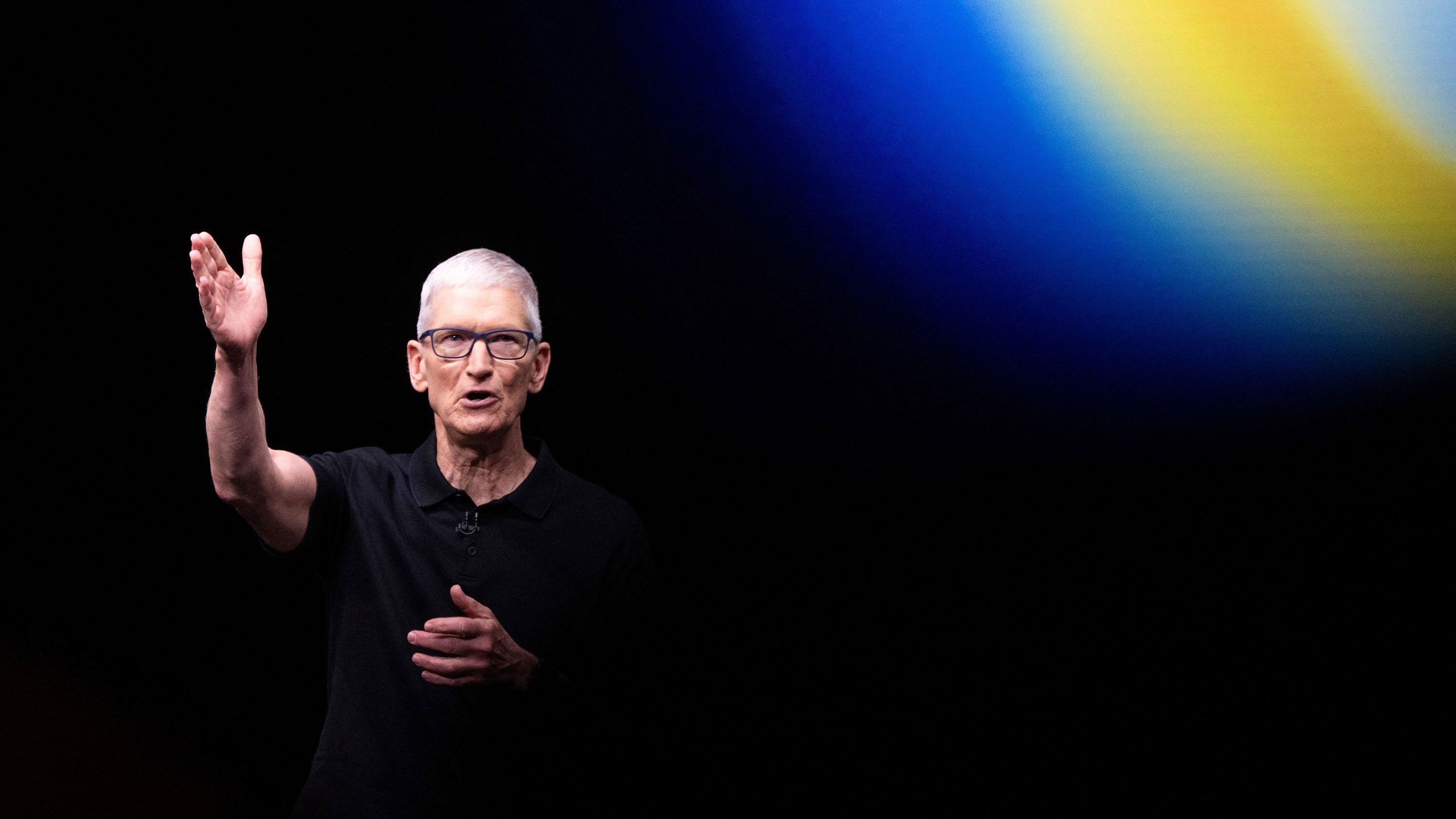 Source-feed image associated with Tim Cook unveils all-new Siri showing off new AI features at WWDC in major Apple update