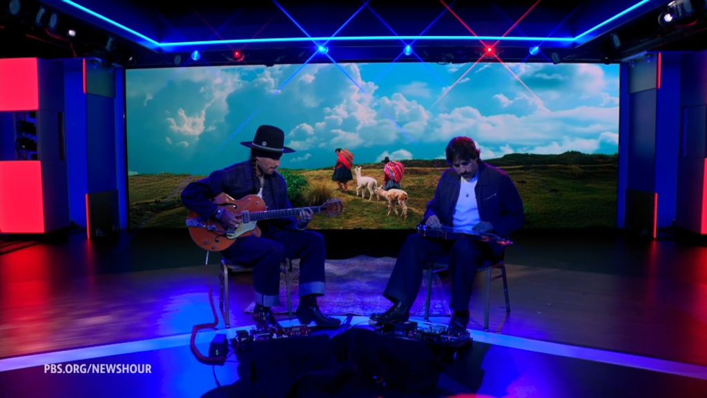 Source-feed image associated with Hermanos Guti&eacute;rrez perform 'Los Ojos del C&oacute;ndor' and reveal inspiration for new album