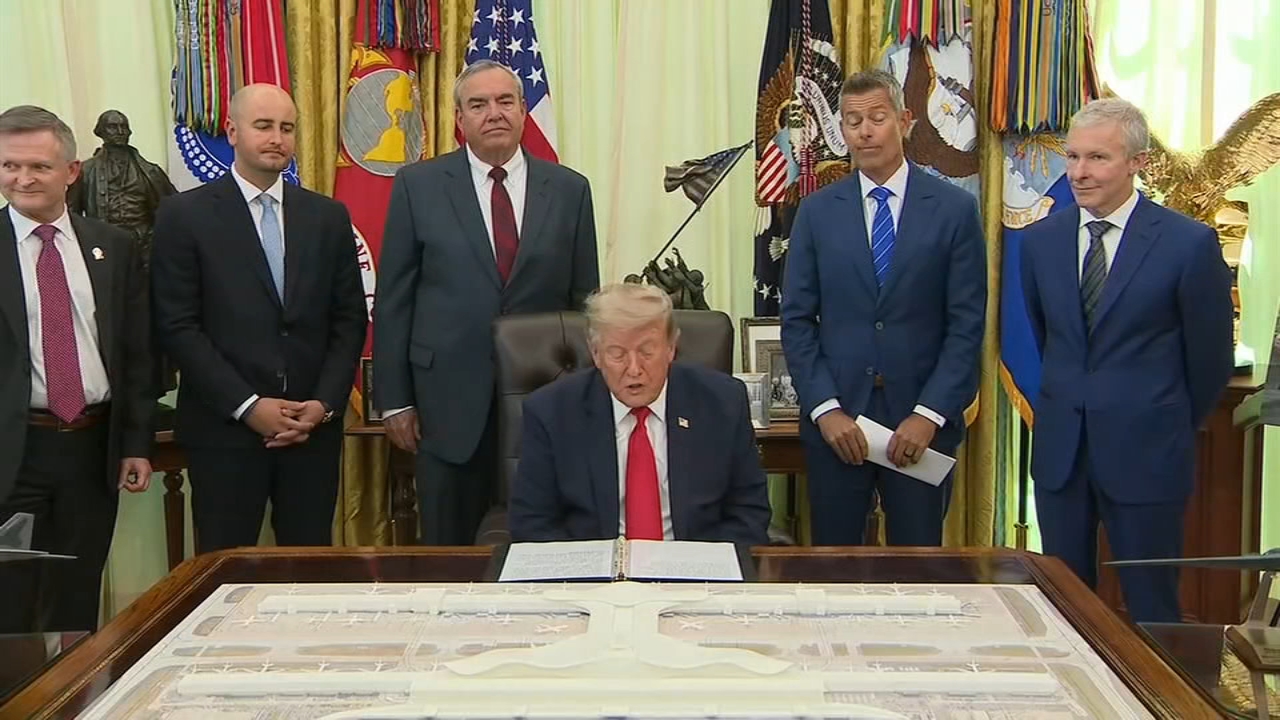 Source-feed image associated with Trump unveils $22.5 billion plan to overhaul Dulles International Airport