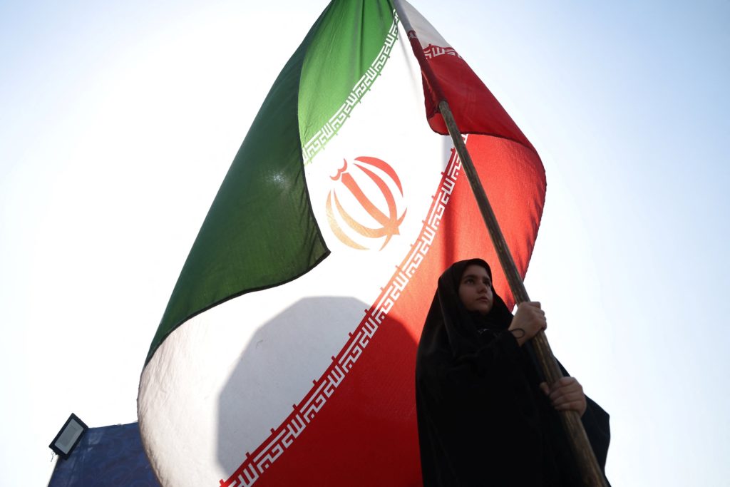 Source-feed image associated with Trump calls off threatened strikes, says deal with Iran is close