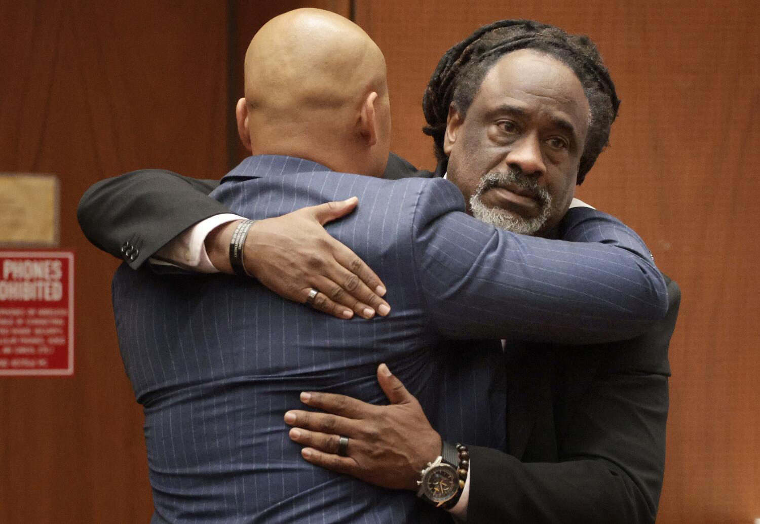 Source-feed image associated with Murder indictment dismissed against ex-LAPD cop in 2015 killing of unarmed homeless man