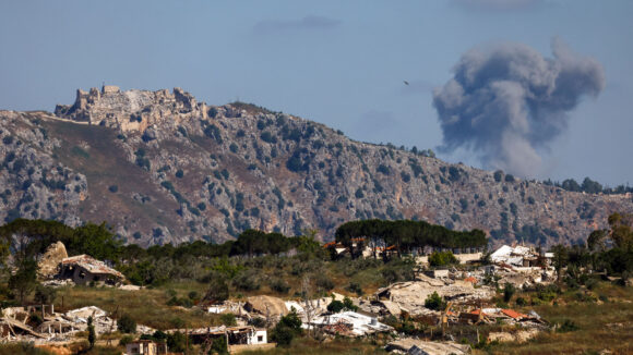 Source-feed image associated with US and Iran Delay Nuclear Talks as Lebanon Clashes Worsen