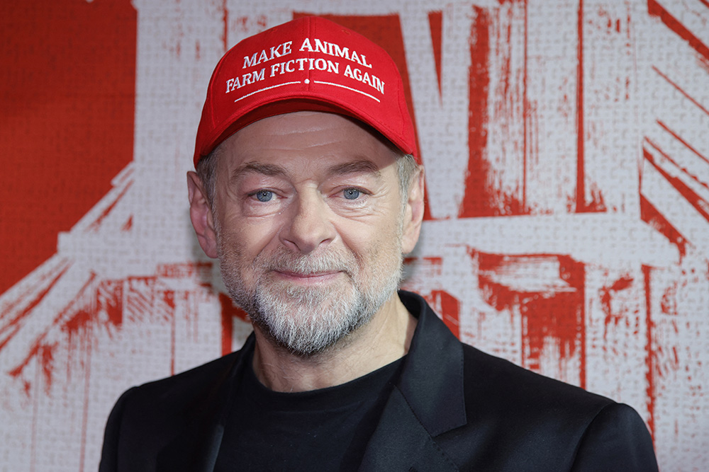 Source-feed image associated with Andy Serkis on U.S. ‘Outrage’ Over His ‘Animal Farm’ Movie, AI Use in ‘Hunt for Gollum’ and Wanting Oscars to Recognize Motion Capture: ‘It’s Been a Long Time Coming’