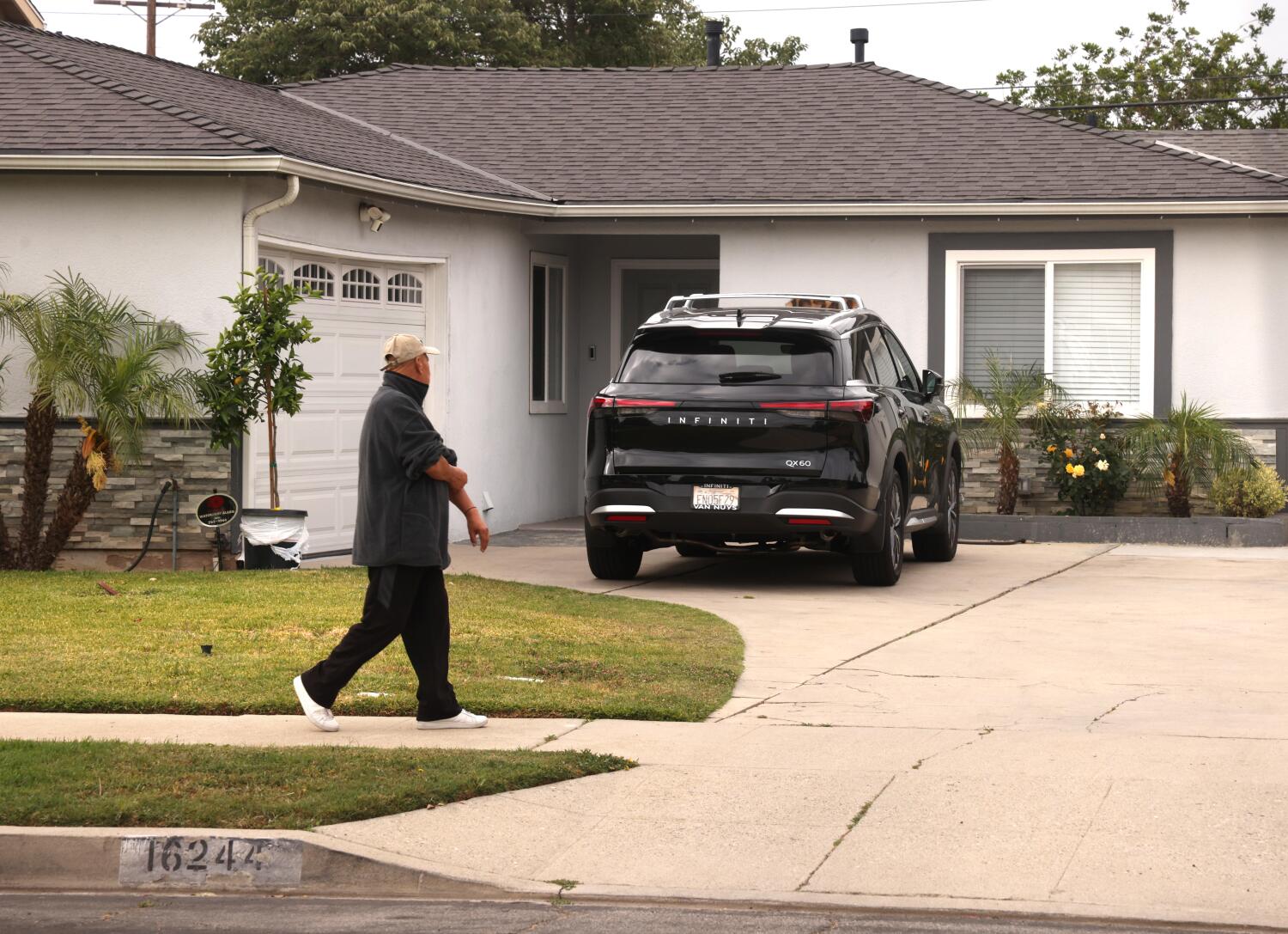 Source-feed image associated with Identities released in North Hills murder-suicide that ended lives of two parents, two children