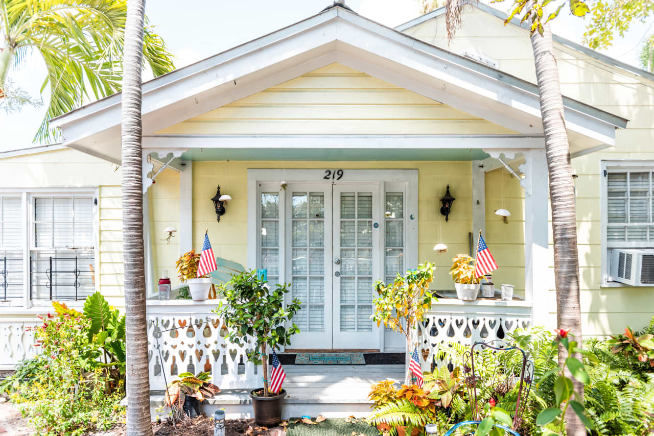 Source-feed image associated with Looking for a second home? Sellers in these markets could be ready to make a deal.