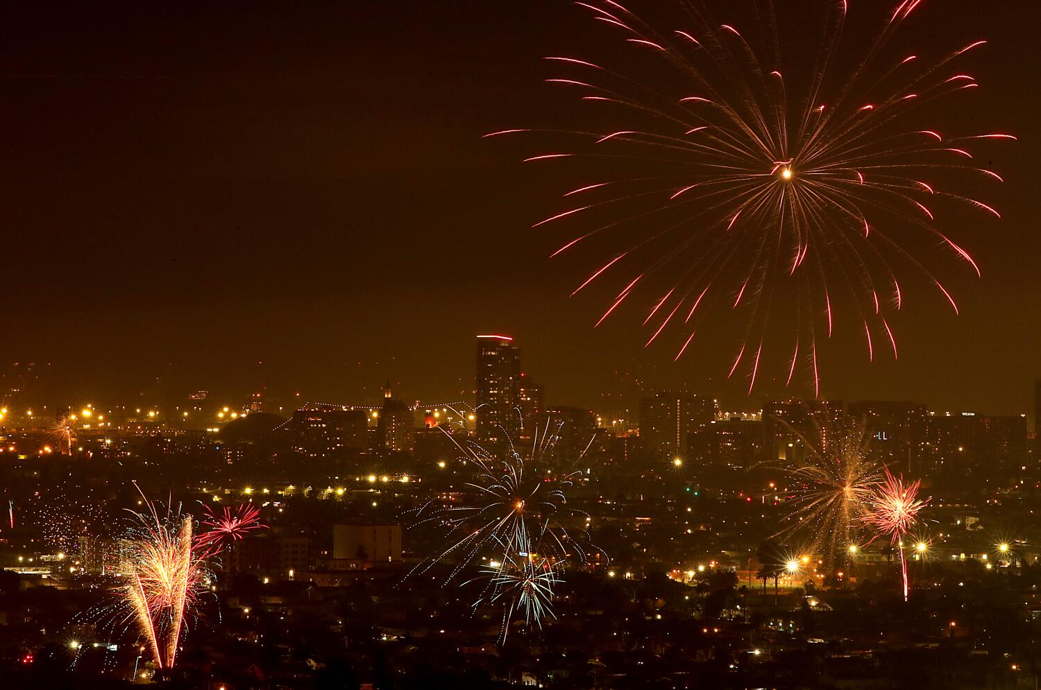Source-feed image associated with Some California cities pay up to $1,000 for reporting illegal fireworks. See which ones