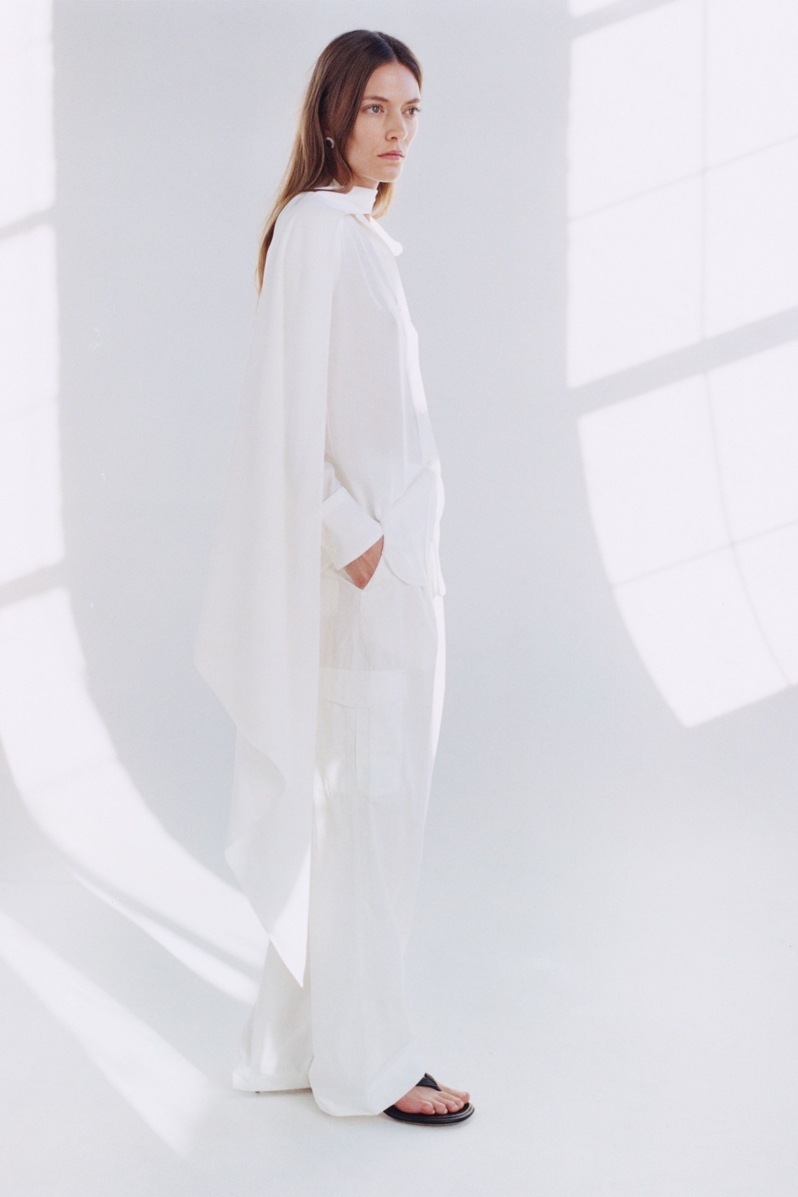 Source-feed image associated with Maria McManus Resort 2027