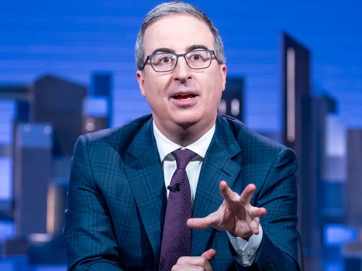 Source-feed image associated with John Oliver Returns to Expose Trump Family’s Shady Crypto Dealings: ‘We Badly Need Proper Guardrails’