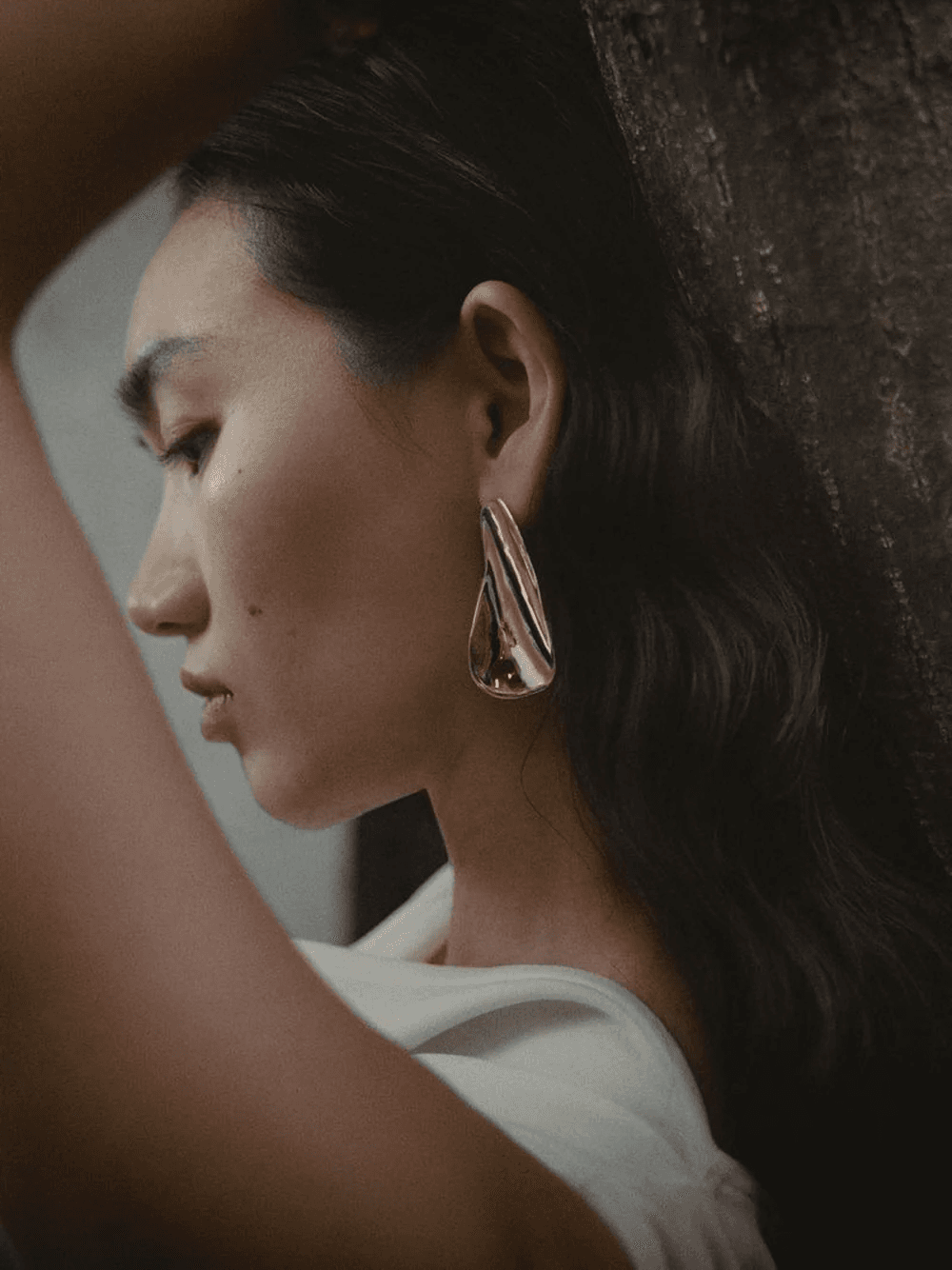 Source-feed image associated with 20 Modern Jewelry Brands Worth Knowing in 2026