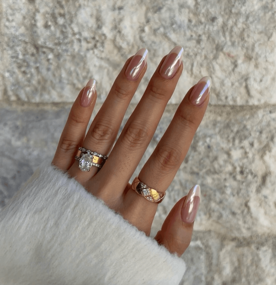 Source-feed image associated with Order Up! Vanilla Latte Glaze Nails Are Your Next Mani Fix