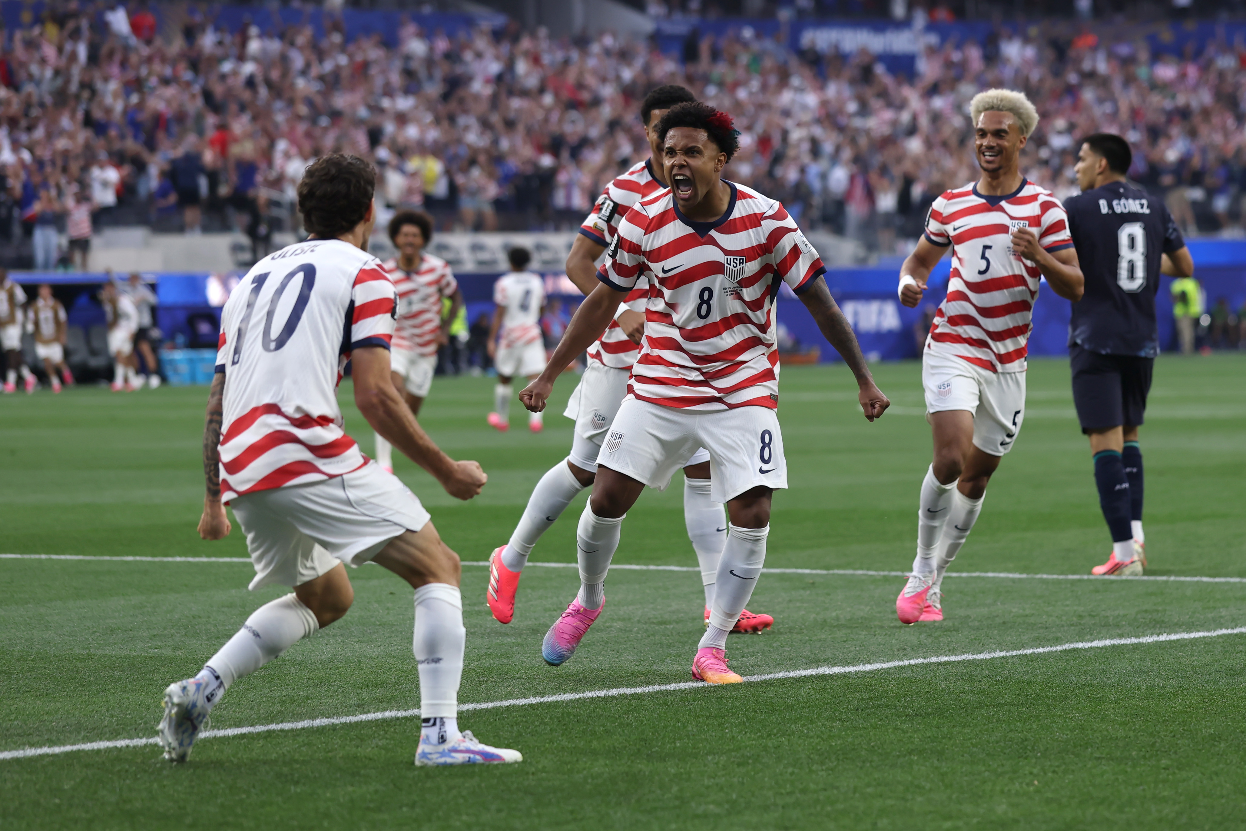 Source-feed image associated with U.S. Soccer Men’s National Team Victory Scores Record English-Language World Cup Ratings; Mexico vs. South Africa Biggest in Spanish-Language History