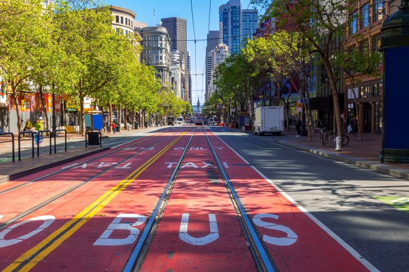 Source-feed image associated with Fatal Collision in Downtown San Francisco Closes Down Market Street Intersection