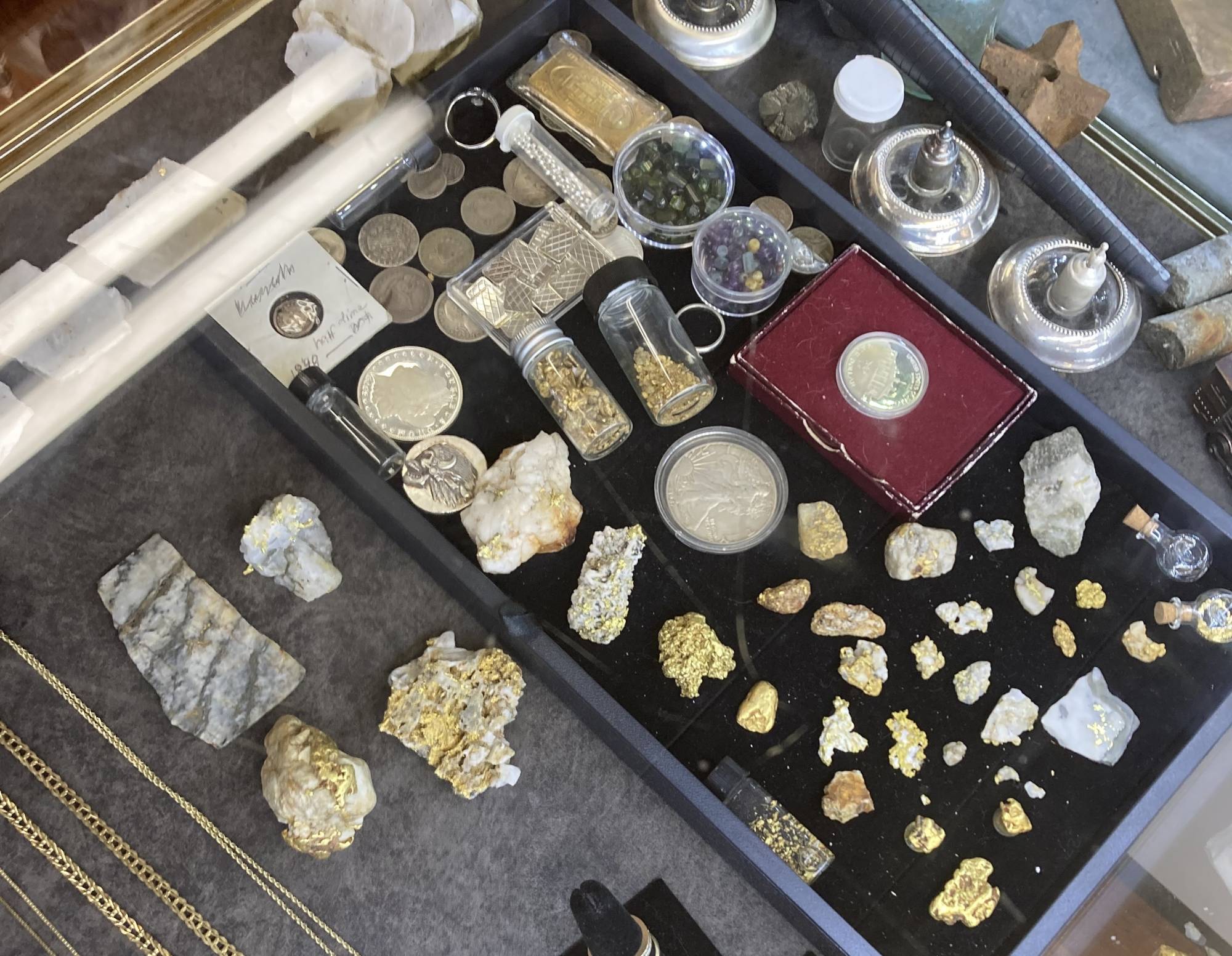 Source-feed image associated with Old Timers and Newbies Look to Cash in by Panning in Gold Country