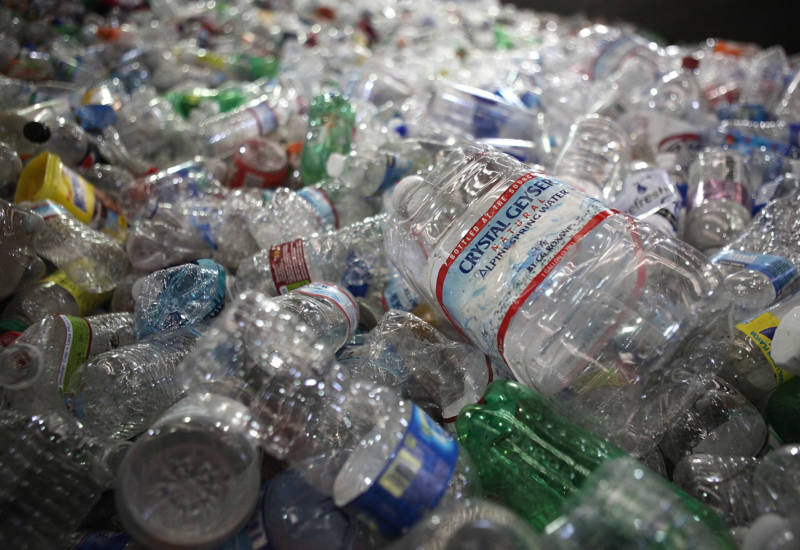 Source-feed image associated with California Demands Less Plastic in Packaging. Manufacturers Say You’ll Pay More for Stuff