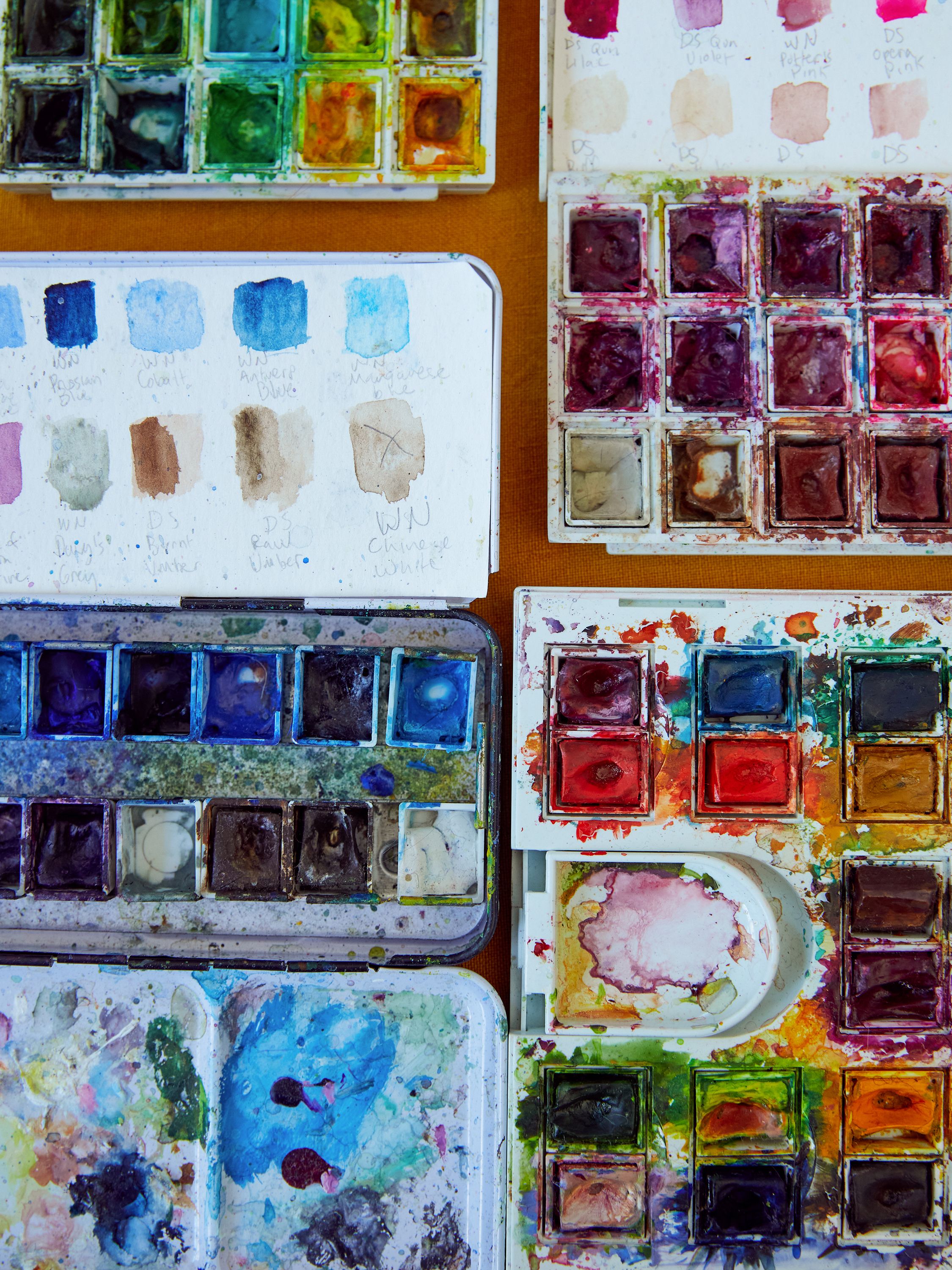 Source-feed image associated with Pick Up a New Hobby With These Watercolor Paint Sets
