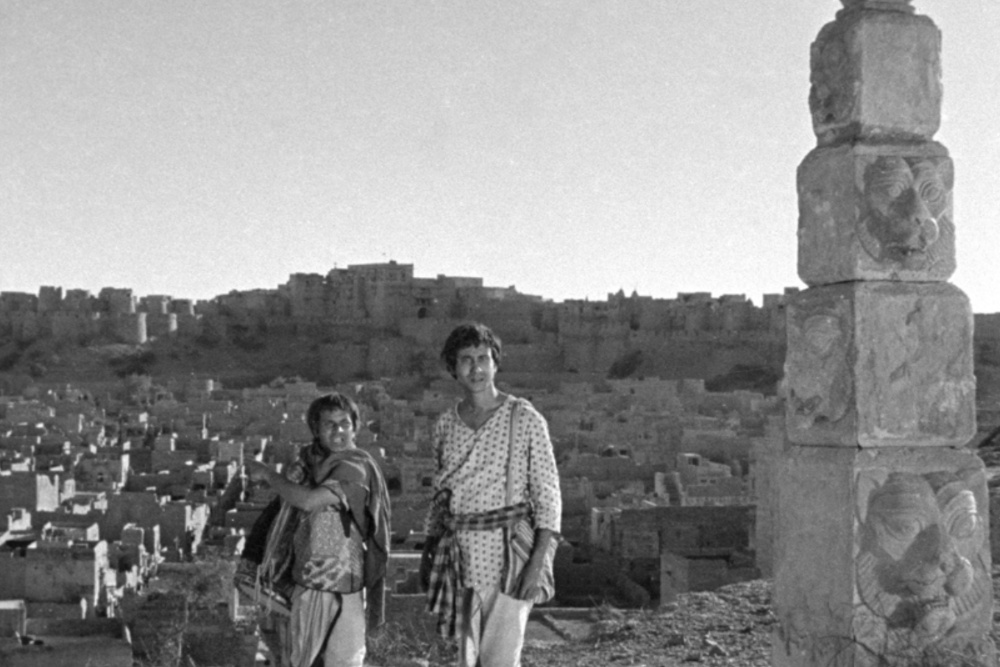 Source-feed image associated with Satyajit Ray’s ‘Goopy Gyne Bagha Byne’ Making to be Chronicled in Srijit Mukherji’s ‘Maharaja Tomare Selam’