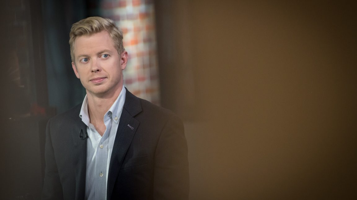 Source-feed image associated with As Reddit stock falls, CEO questions value of Google's AI Overviews