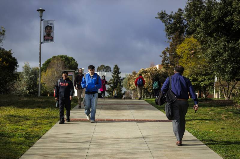 Source-feed image associated with A New Law Holds Colleges Accountable if Their Grads Don’t Earn More Than $36,000 a Year