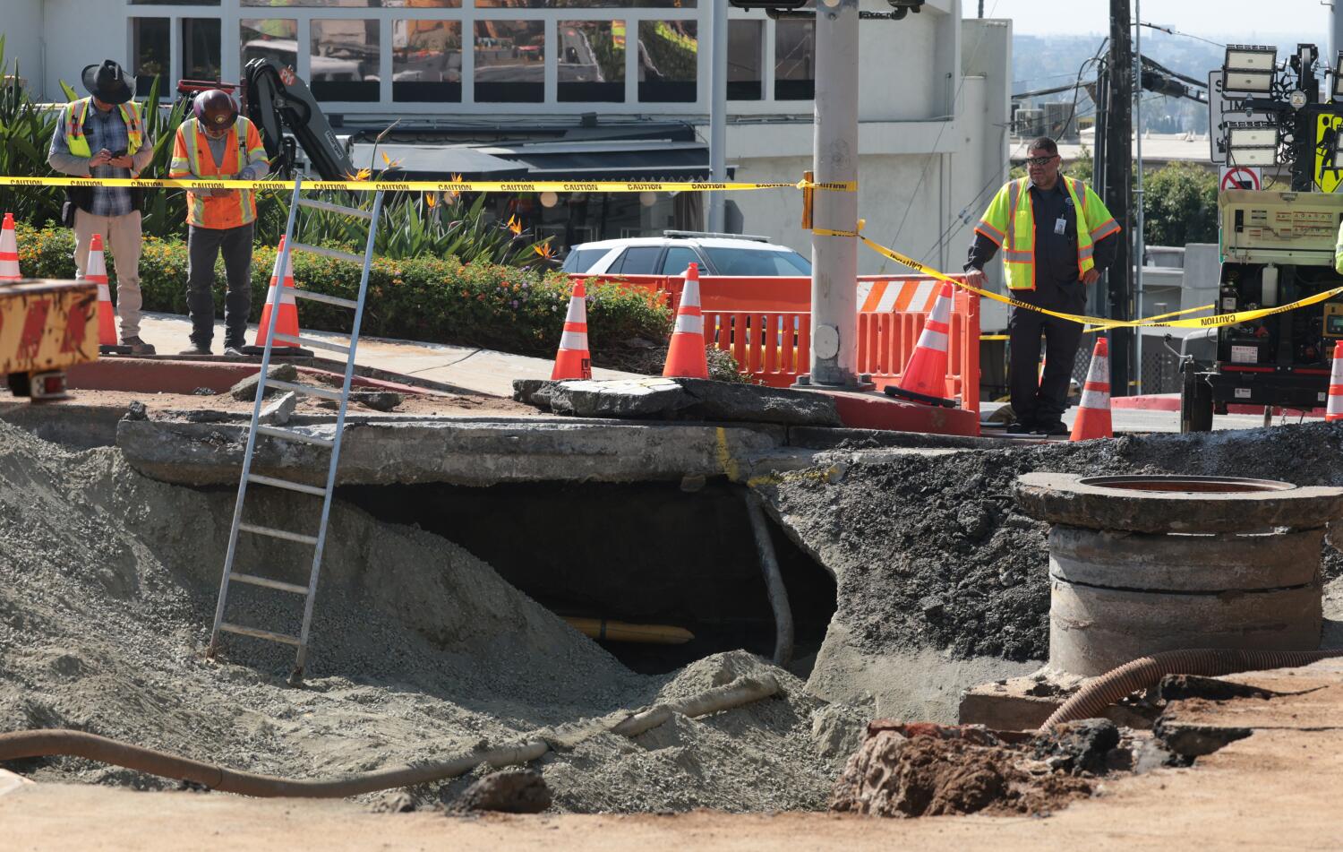 Source-feed image associated with West Hollywood rupture was L.A.'s worst in years: 17 million gallons spilled, Sunset Boulevard closed for days