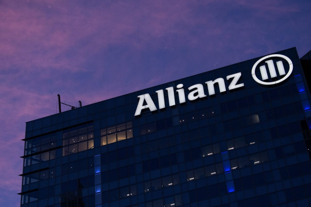 Source-feed image associated with Insurance giant says it’s turning to AI to replace as many as 1,800 jobs