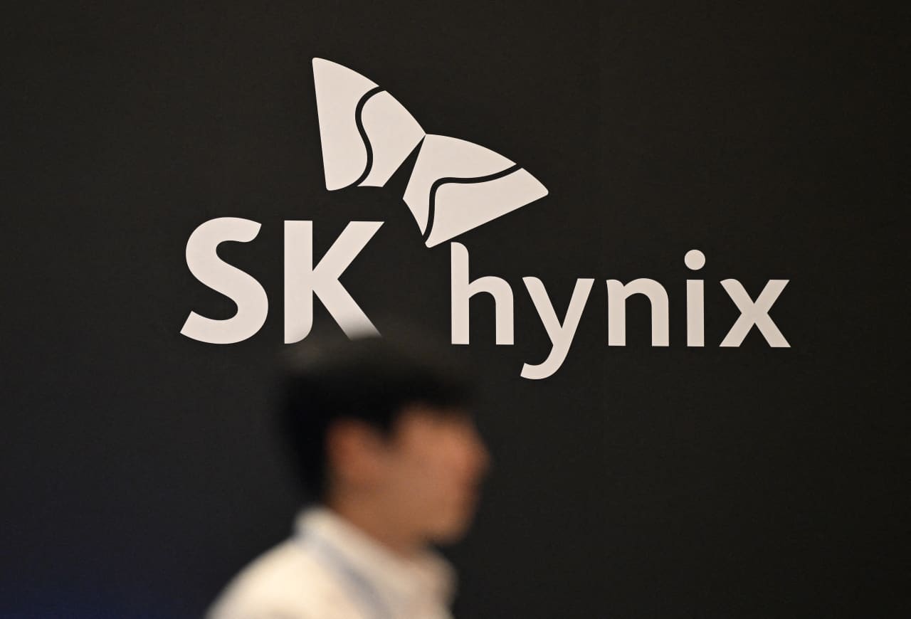 Source-feed image associated with Why the huge premium on SK Hynix’s U.S.-listed shares may prove short-lived