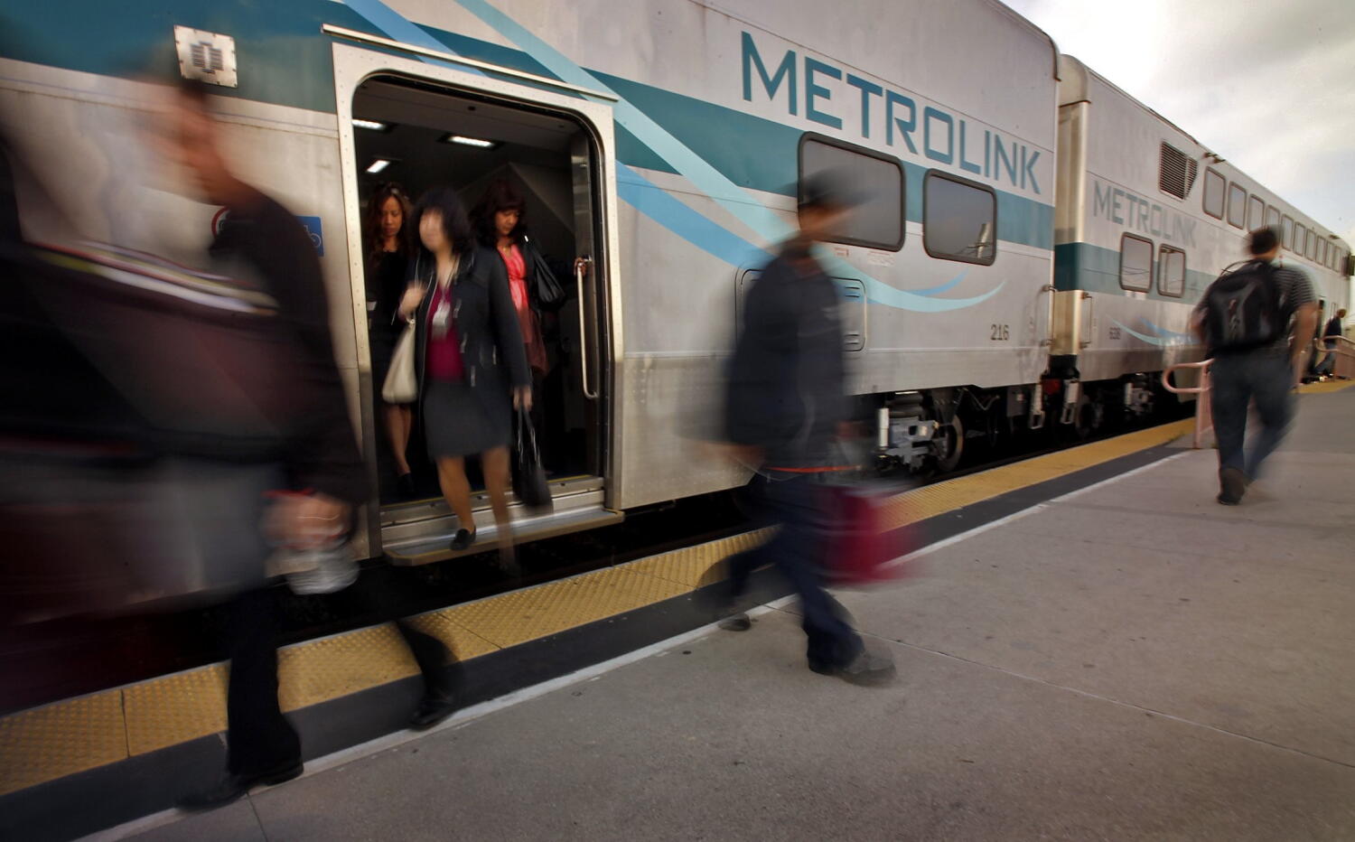 Source-feed image associated with Fired Metrolink executive claims rail service endangered passengers with unsafe equipment
