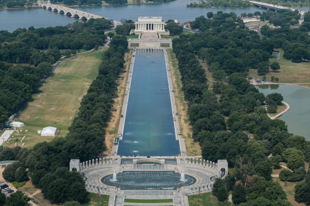 Source-feed image associated with Plagued by algae and peeling paint, Reflecting Pool set to undergo more repairs