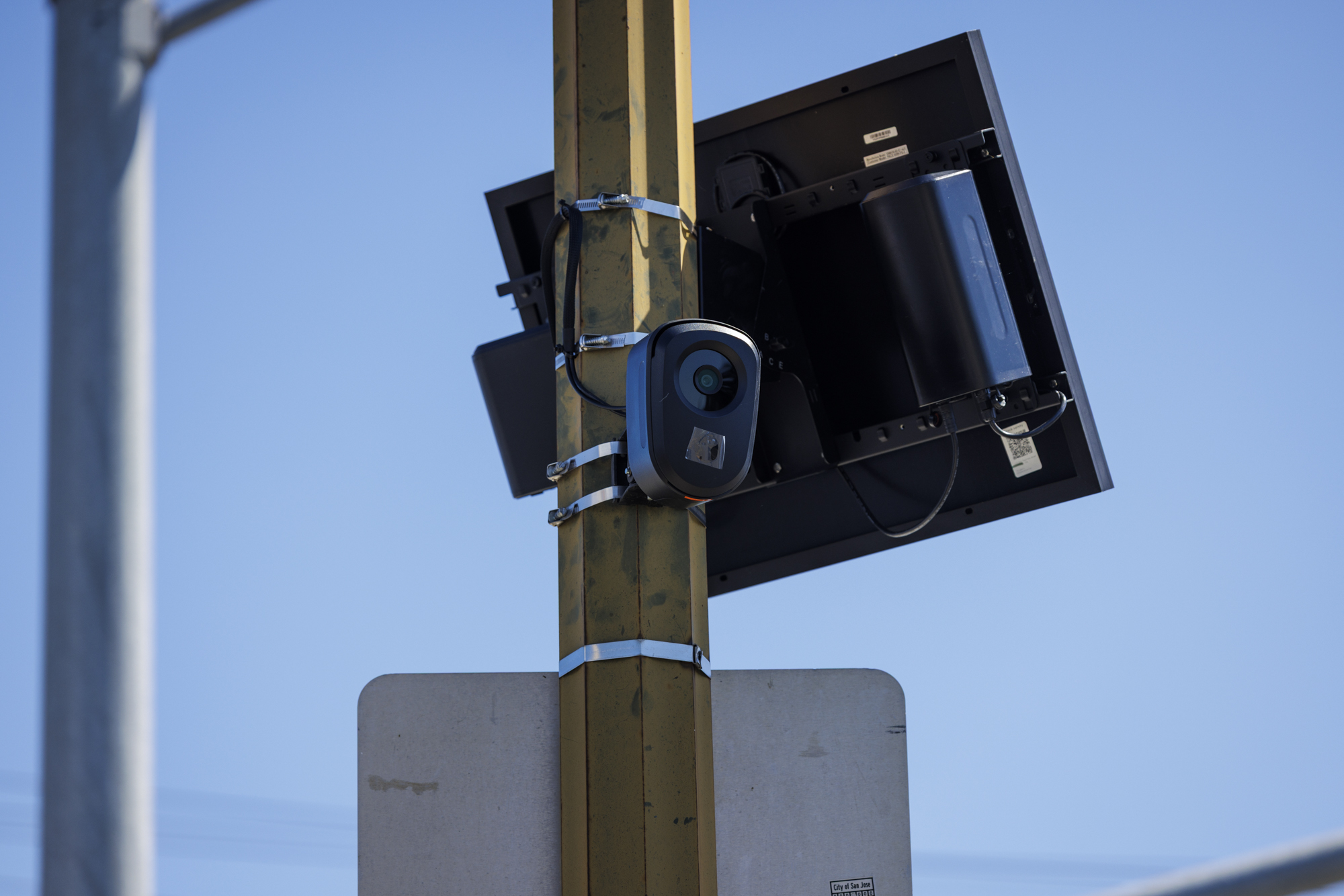 Source-feed image associated with California, US Lawmakers Debate License Plate Reader Technology