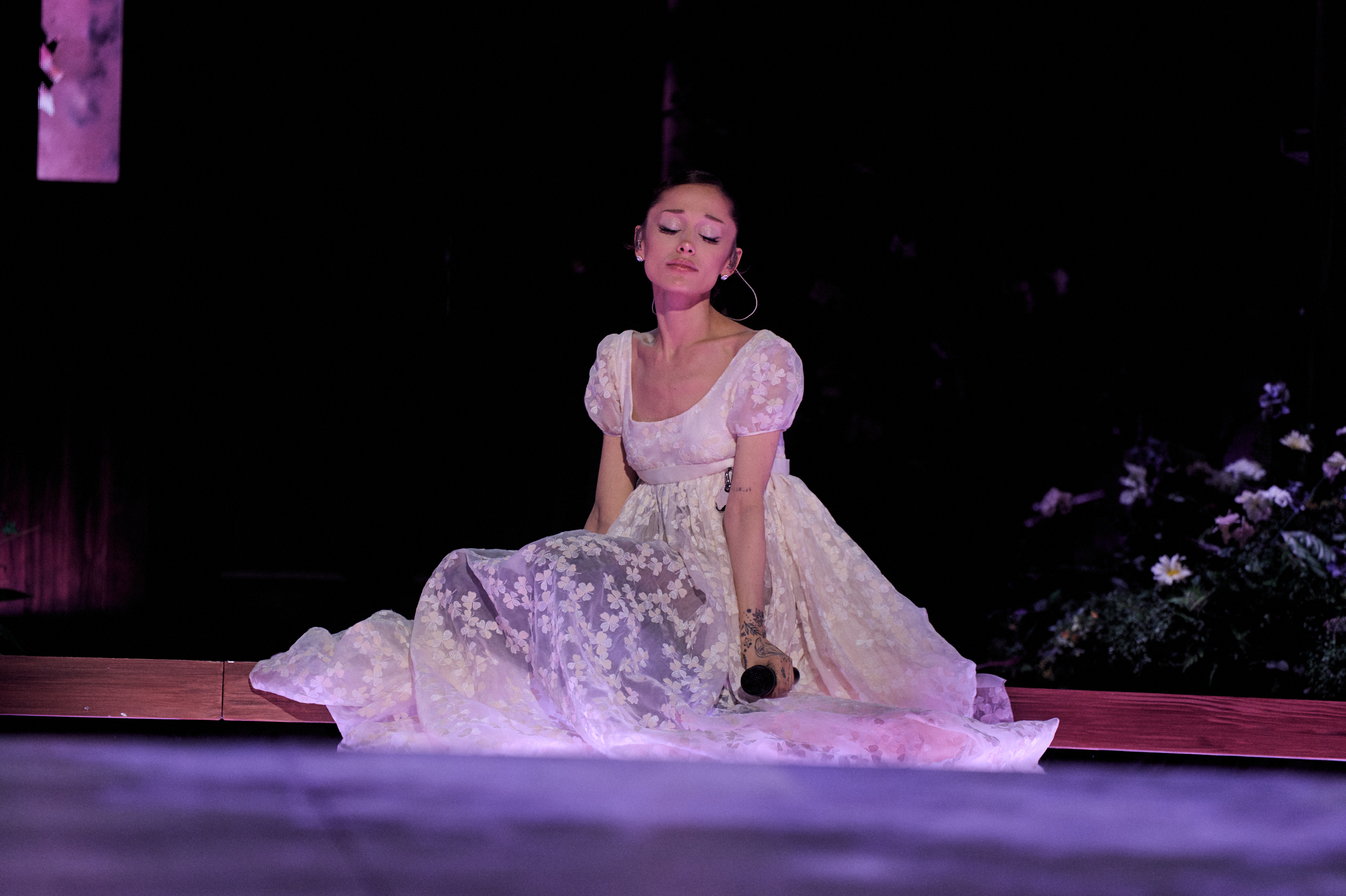 Source-feed image associated with Ariana Grande to Take ‘Step Back From Visibility’ After Tour Ends Amid ‘Public Scrutiny,’ Drops Out of ‘Sunday in the Park With George’ Musical