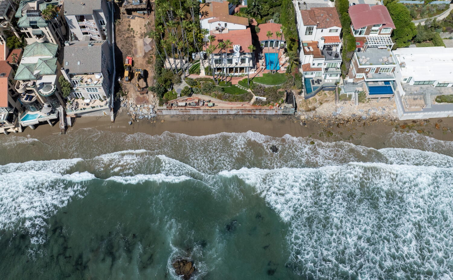 Source-feed image associated with A billionaire was accused of stealing Malibu sand. Now he's donating a new beach to the public