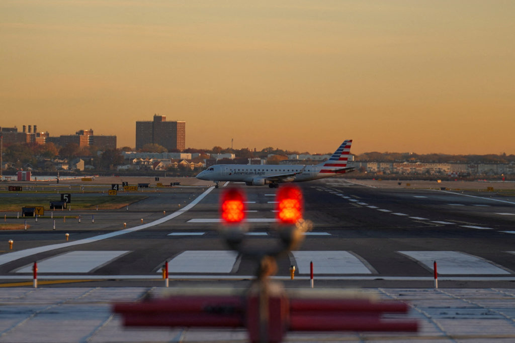Image from linked report: New York airport operations resume after technical disruptions affecting Northeast