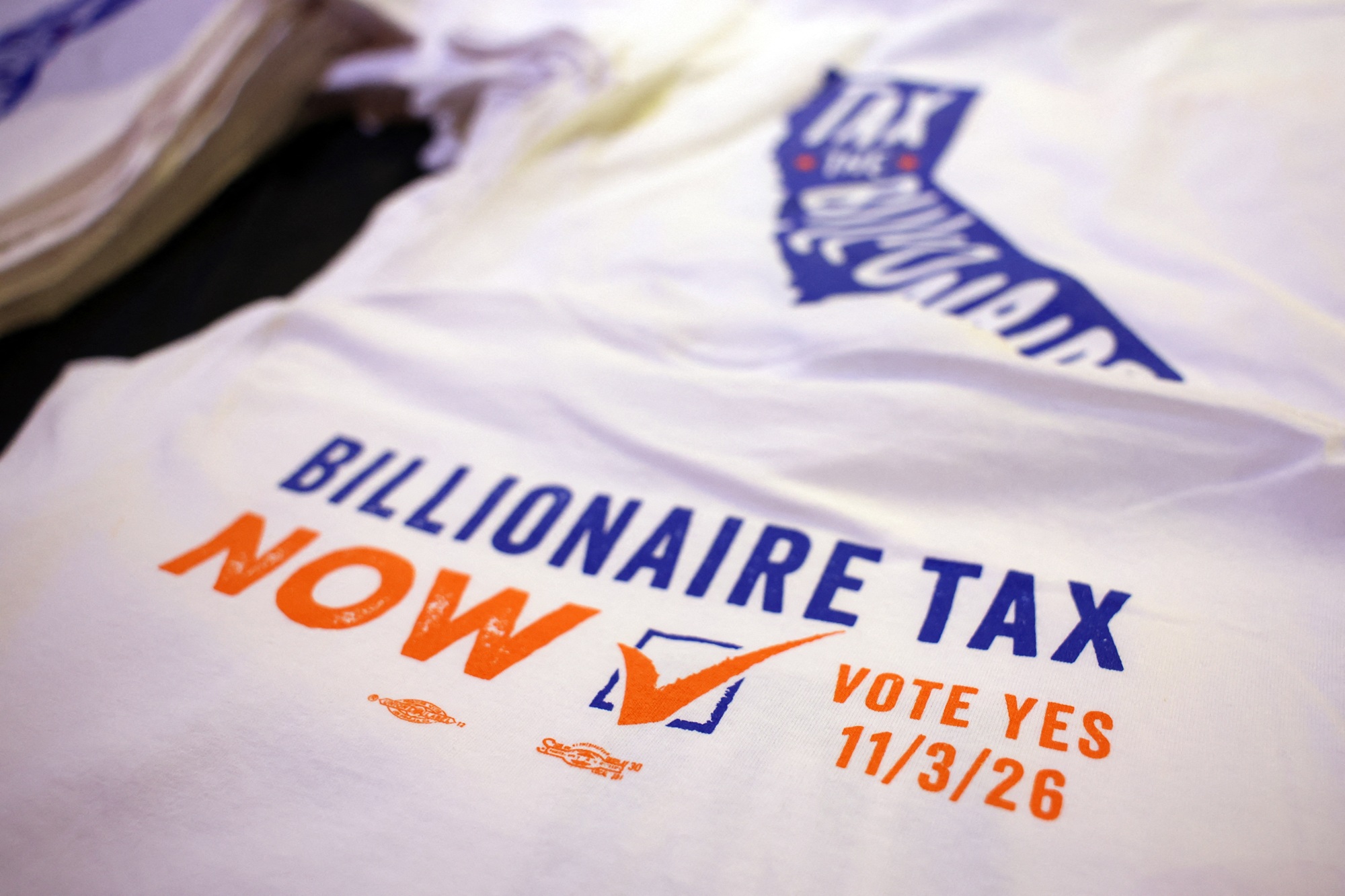 Source-feed image associated with California Democratic Party Endorses Billionaire Tax, Splitting with Newsom