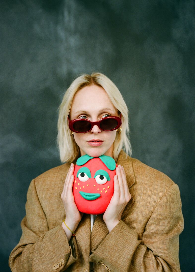 Source-feed image associated with Laura Marling Surprise Releases New Album… of Raffi Covers