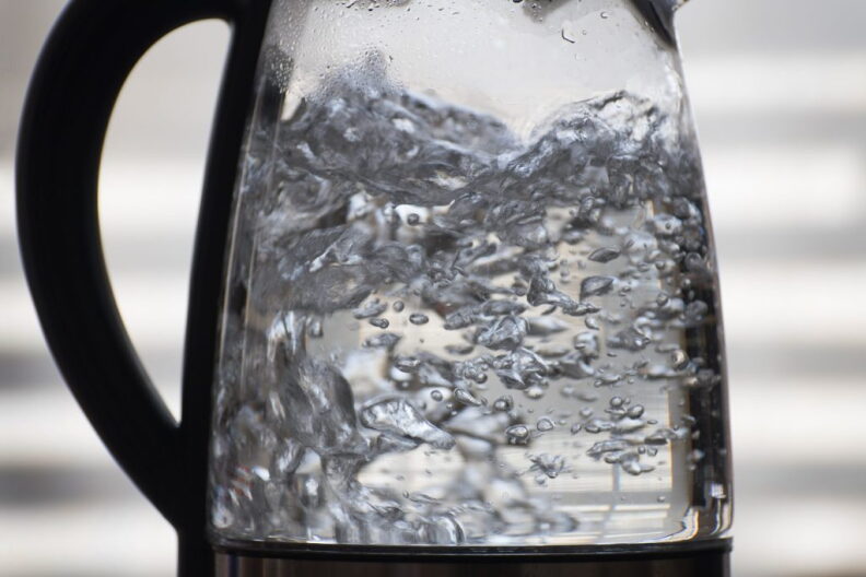Source-feed image associated with Boil water notice issued for part of Koreatown after E. coli found in water sample