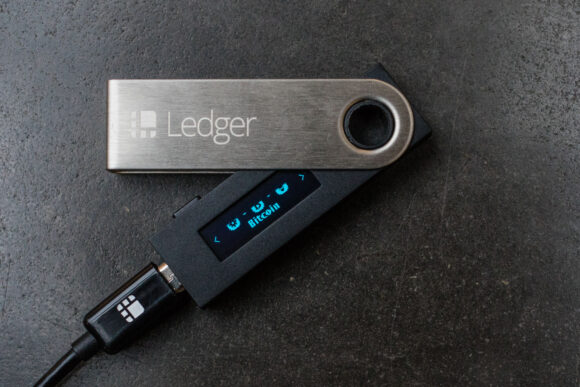 Source-feed image associated with Ledger Hires New Security Chief as Crypto Hacks Hit $1.4 Billion