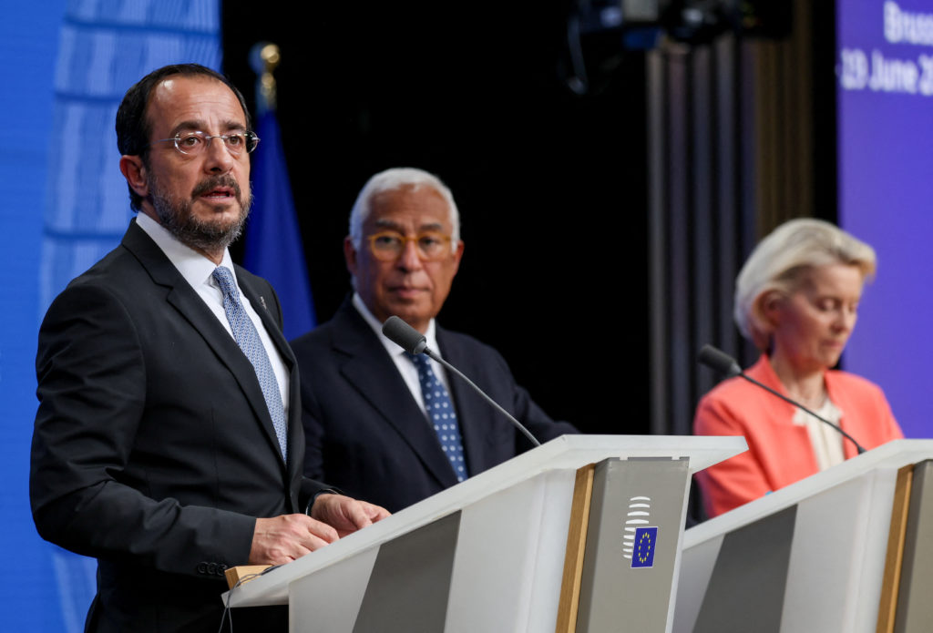 Source-feed image associated with EU leaders disagree on creation of Kremlin back-channel amid Ukraine war