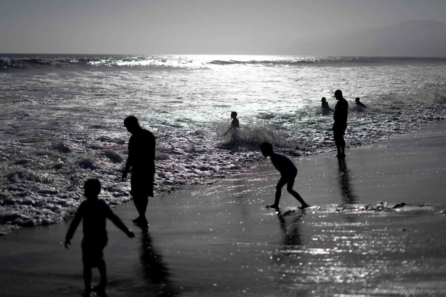 Source-feed image associated with Heat wave expected to scorch Southern California this week