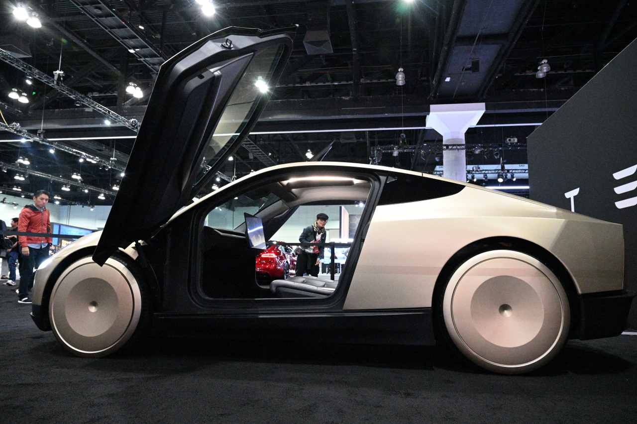 Source-feed image associated with Tesla stock’s jumps as the company gets ready for a robotaxi push