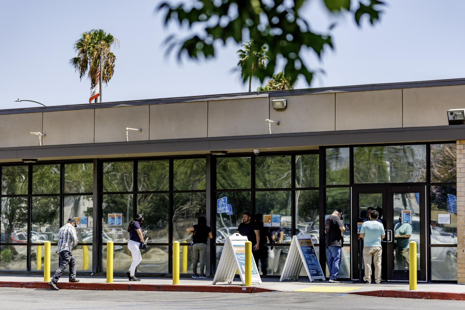 Source-feed image associated with 'I didn't cheat.' California DMV's test fraud claims spark frustration, anger